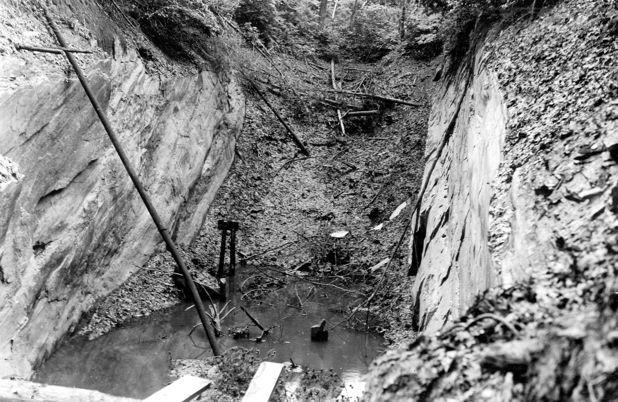 Developers strike contamination from Virginia gold mines 4 Vaucluse Mine